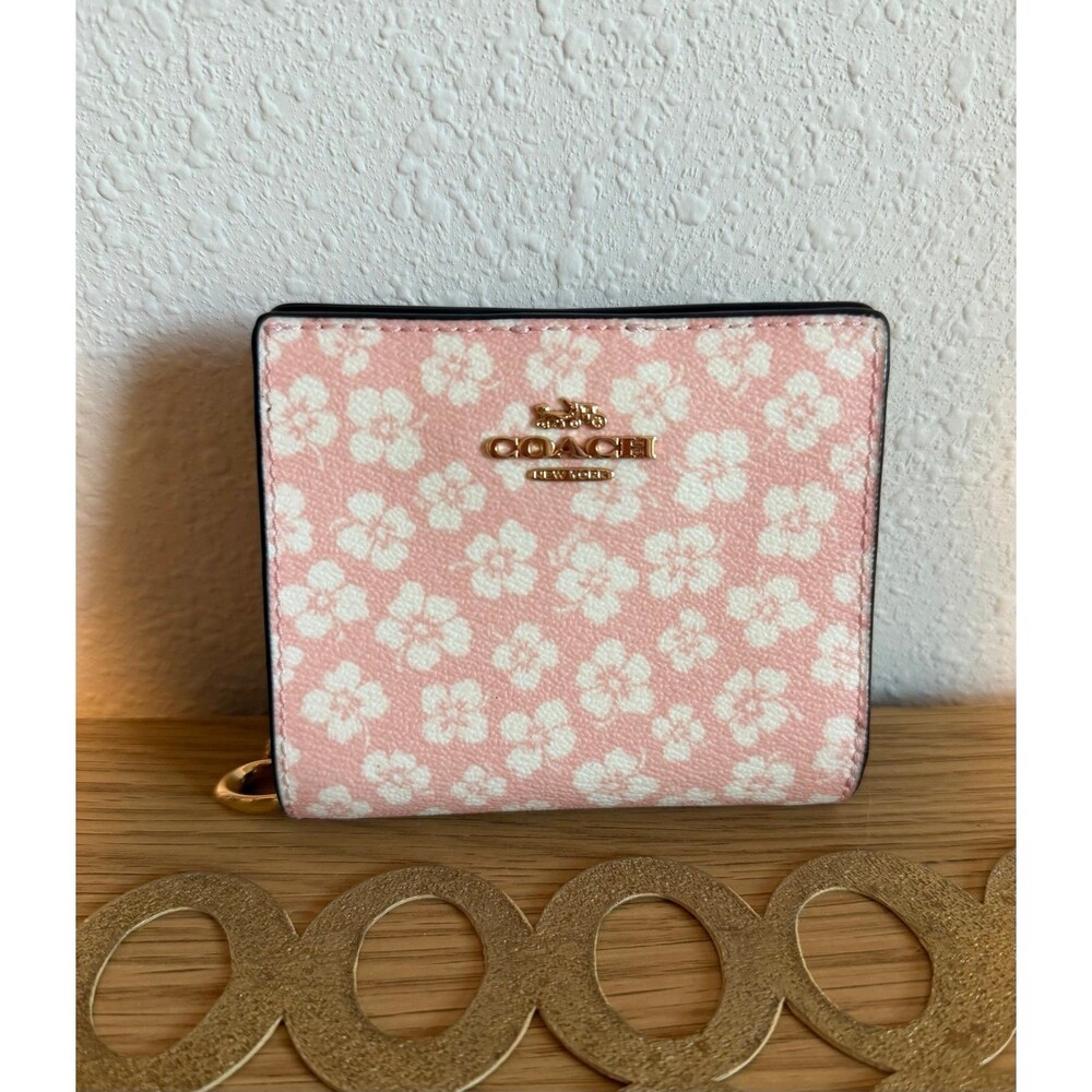 Coach Ditsy Floral Snap Wallet in Pink and Gold No. D2244 CA782 NWOT